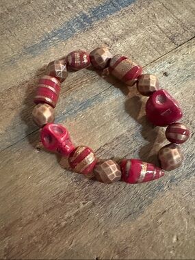 Artisan Red and Gold Skull Bead Stretch Bracelet